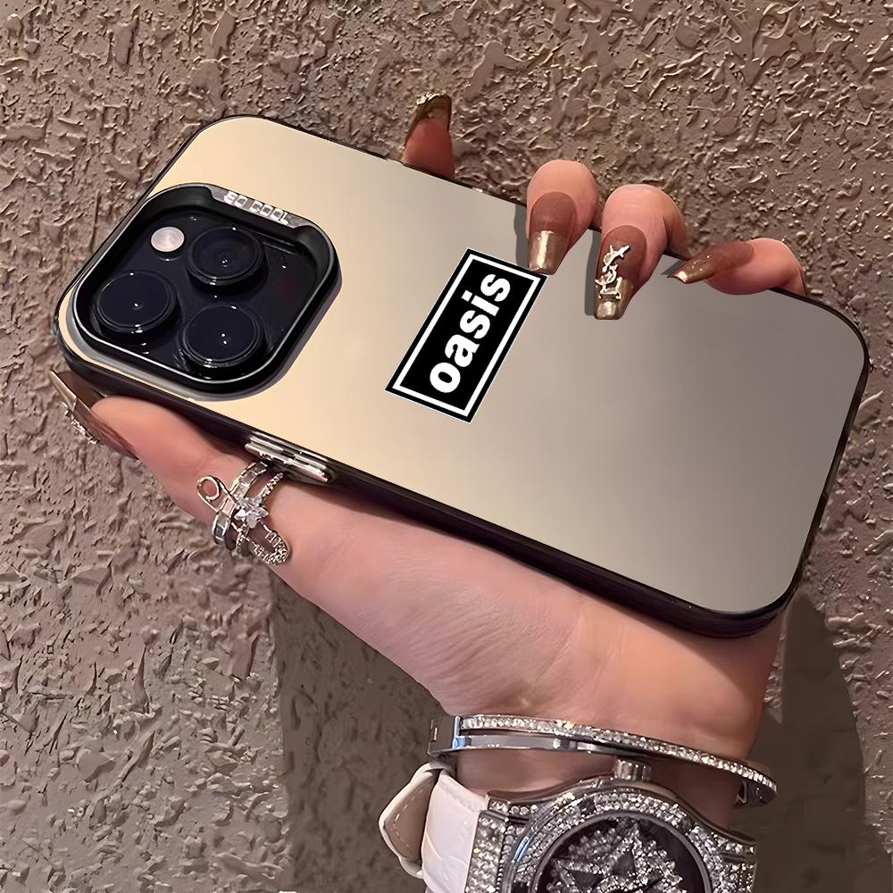 Custodia per telefono Music Ra - Usb Charger recensione e prezzo